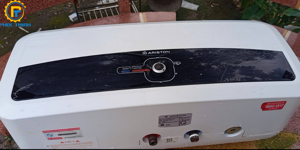 Máy nước nóng gián tiếp có bình chứa phổ biến được nhiều người dùng