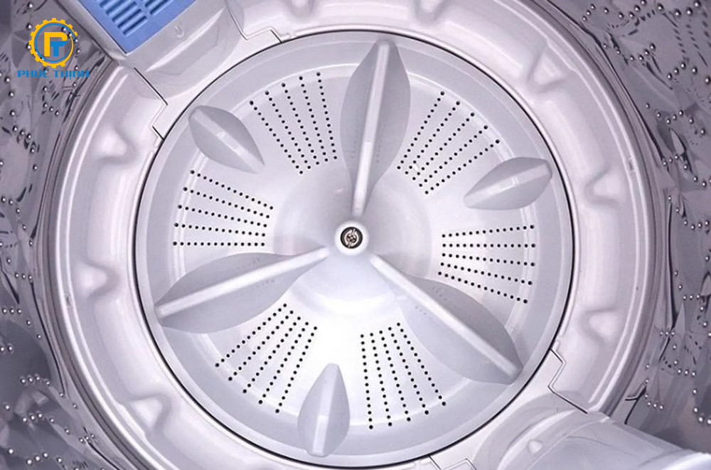 Mâm nhận lực từ motor của máy giặt tạo chuyển động Mâm nhận lực từ motor của máy giặt tạo chuyển động